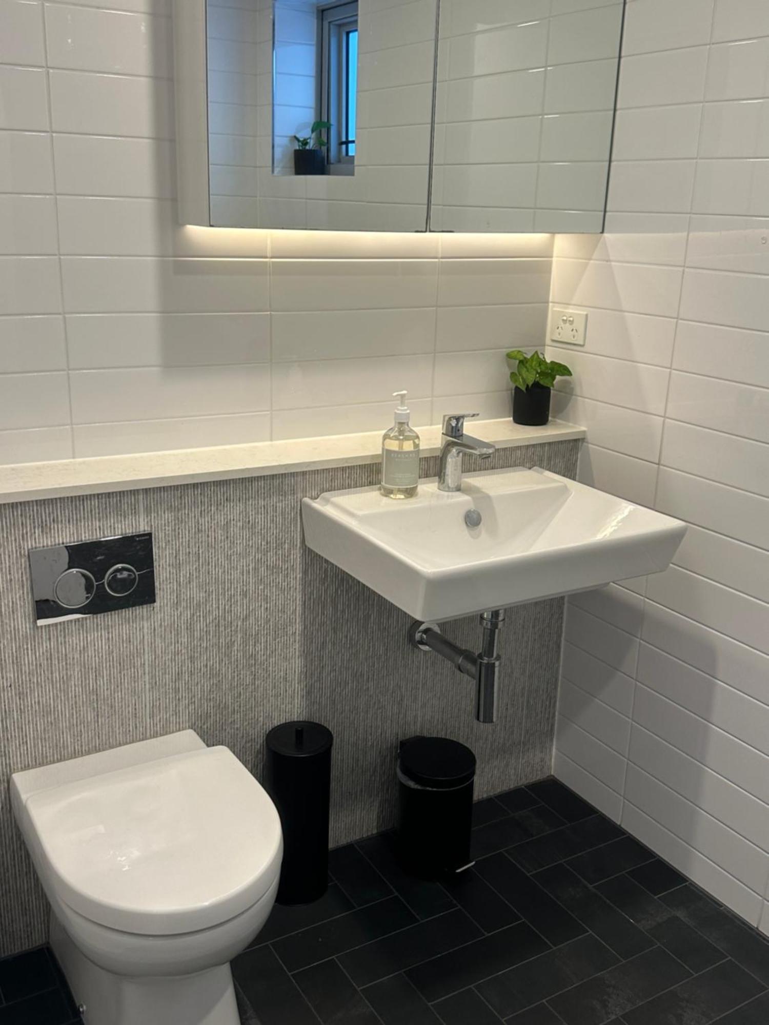 Modern Meets The Gabba Apartment Brisbane Exterior foto